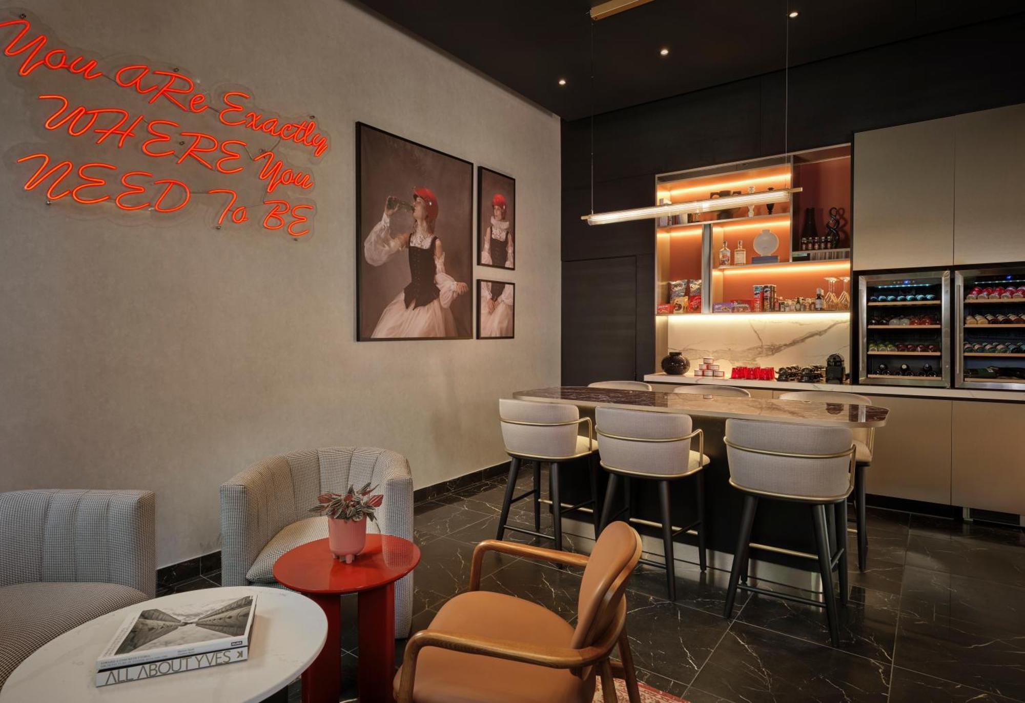 Radisson Red Belgrade Hotel Exterior photo